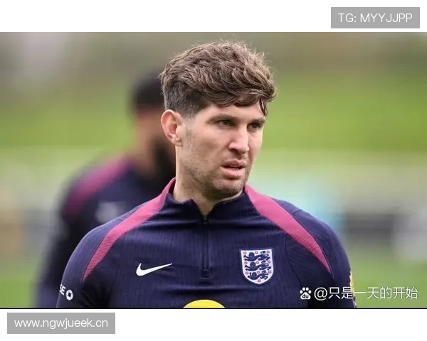 约翰·斯通斯：加盟初期失误争议到逐步坐稳主力