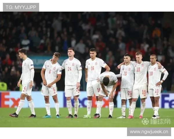 点球决胜规则拆解：何时开始、换人限制与加时关系解析