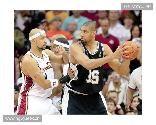 邓肯低位单打效率提升显著 拉开内线防守差距