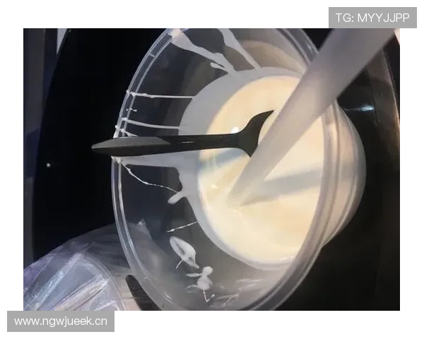 陈梦家冰箱里塞满蛋白粉，连饮料都是自己配的